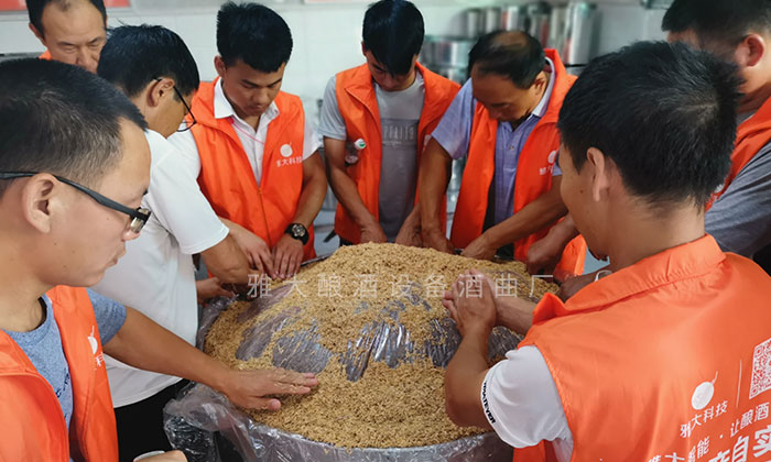為什么不同酒廠釀造的小曲清香酒味道不一樣？ 6