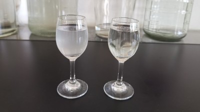 剛從白酒蒸餾設(shè)備接的酒，第2天發(fā)現(xiàn)有白色沉淀物怎么回事？