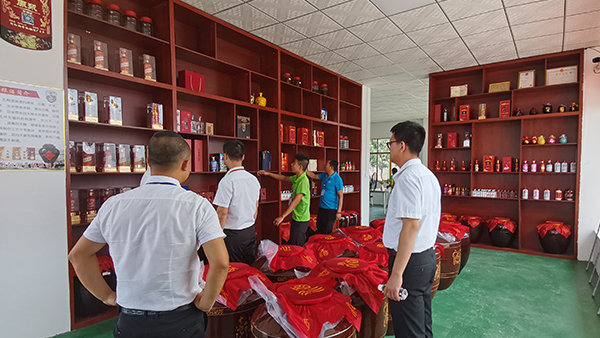 送禮為什么要送燒酒設(shè)備釀造的純糧酒？原因有5個！